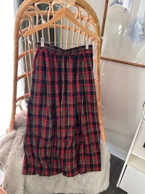 Vintage 100% cotton skirt / size 10